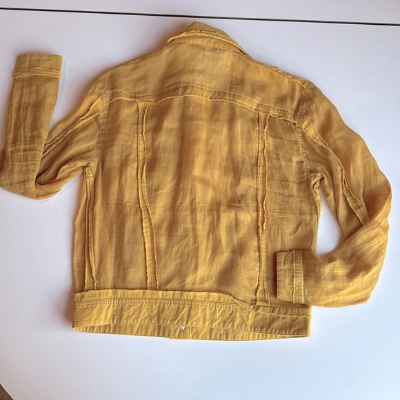 W.A.Y. Lightweight Jean jacket style with frayed detail size xs - Picture 7 of 10